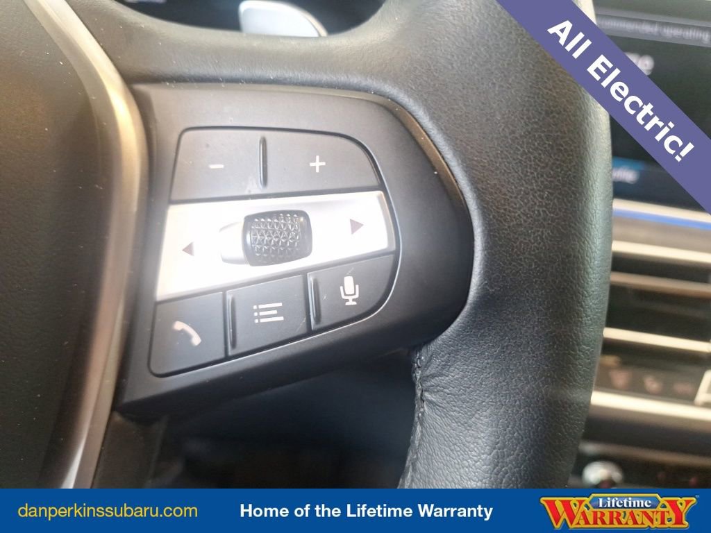 Used 2023 BMW X5 xDrive45e image 13