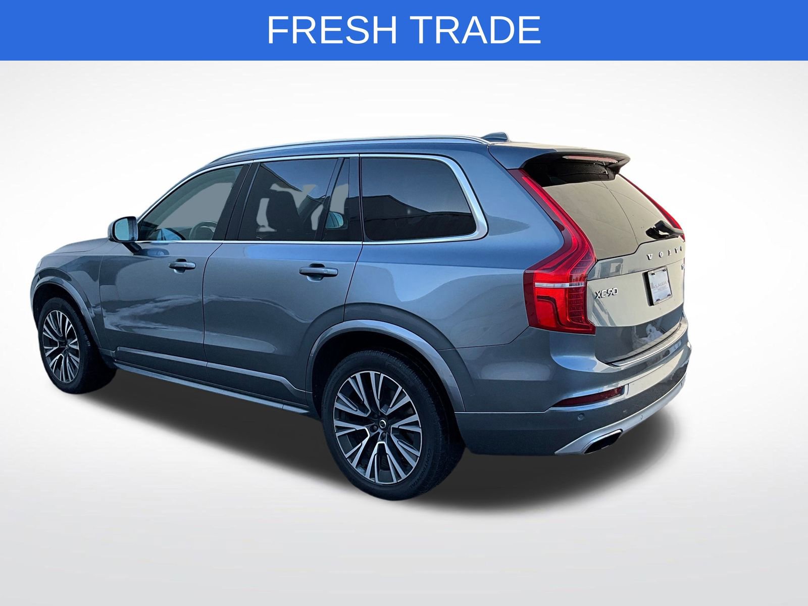 Used 2020 Volvo XC90 T5 Momentum w/ Protection Package Premier image 3