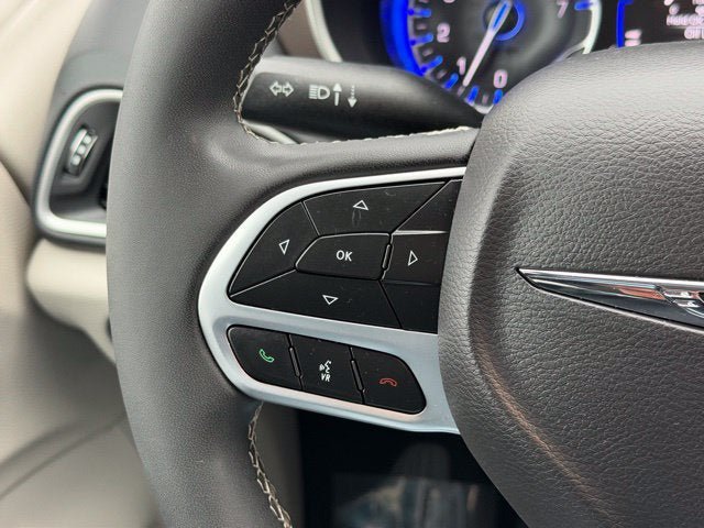 Certified 2023 Chrysler Voyager LX FWD image 16