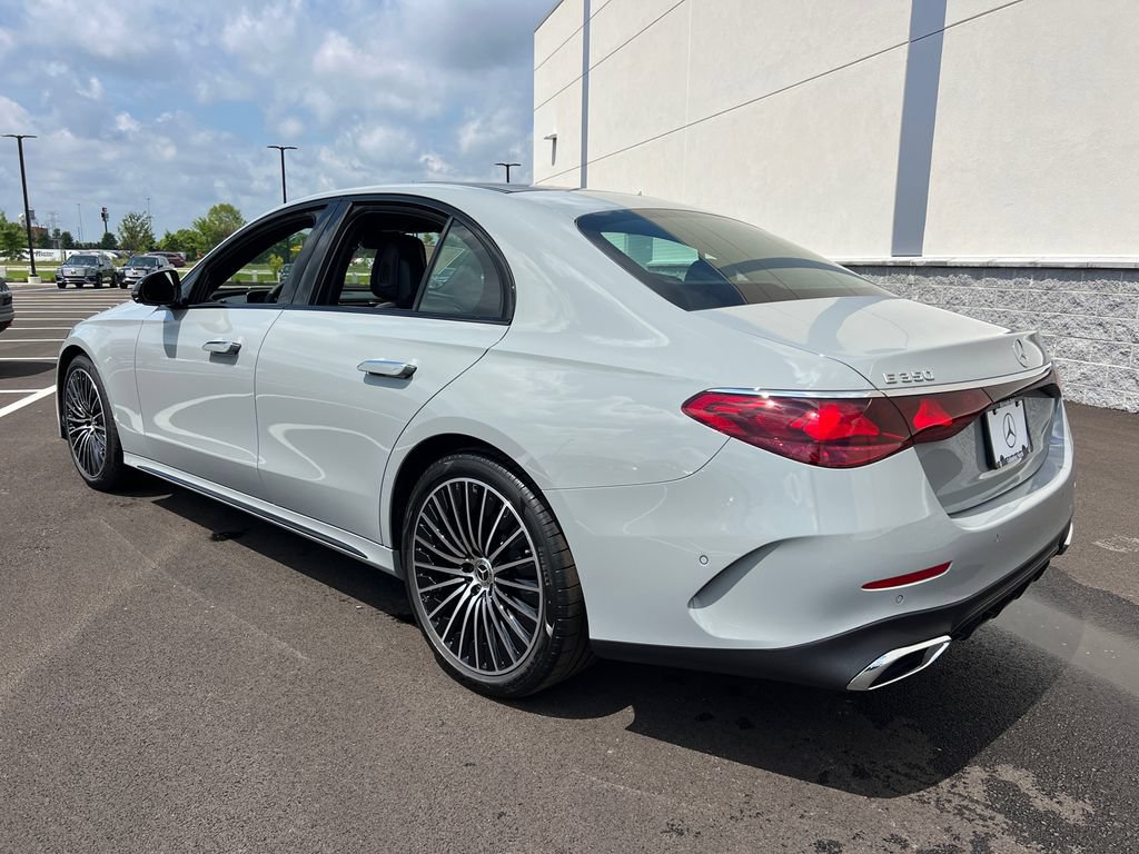 New 2026 Mercedes-Benz E 350 4MATIC Sedan image 5
