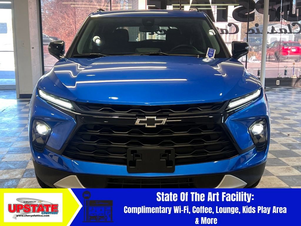 Used 2024 Chevrolet Blazer LT w/ Midnight/Sport Edition image 3