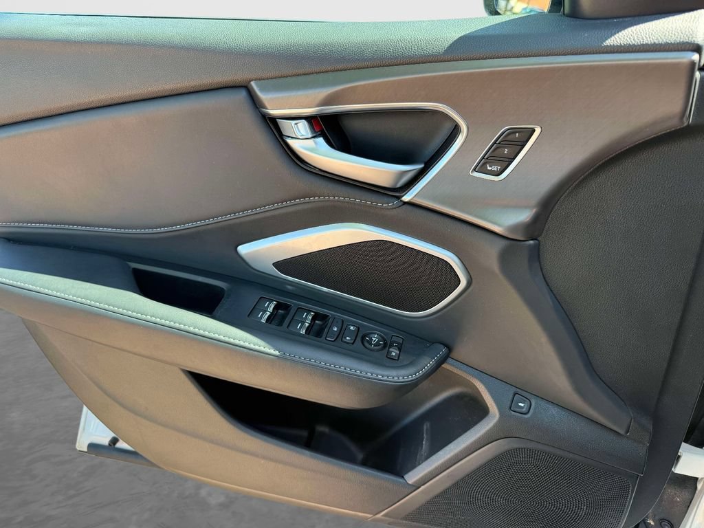 Certified 2025 Acura RDX SH-AWD image 15