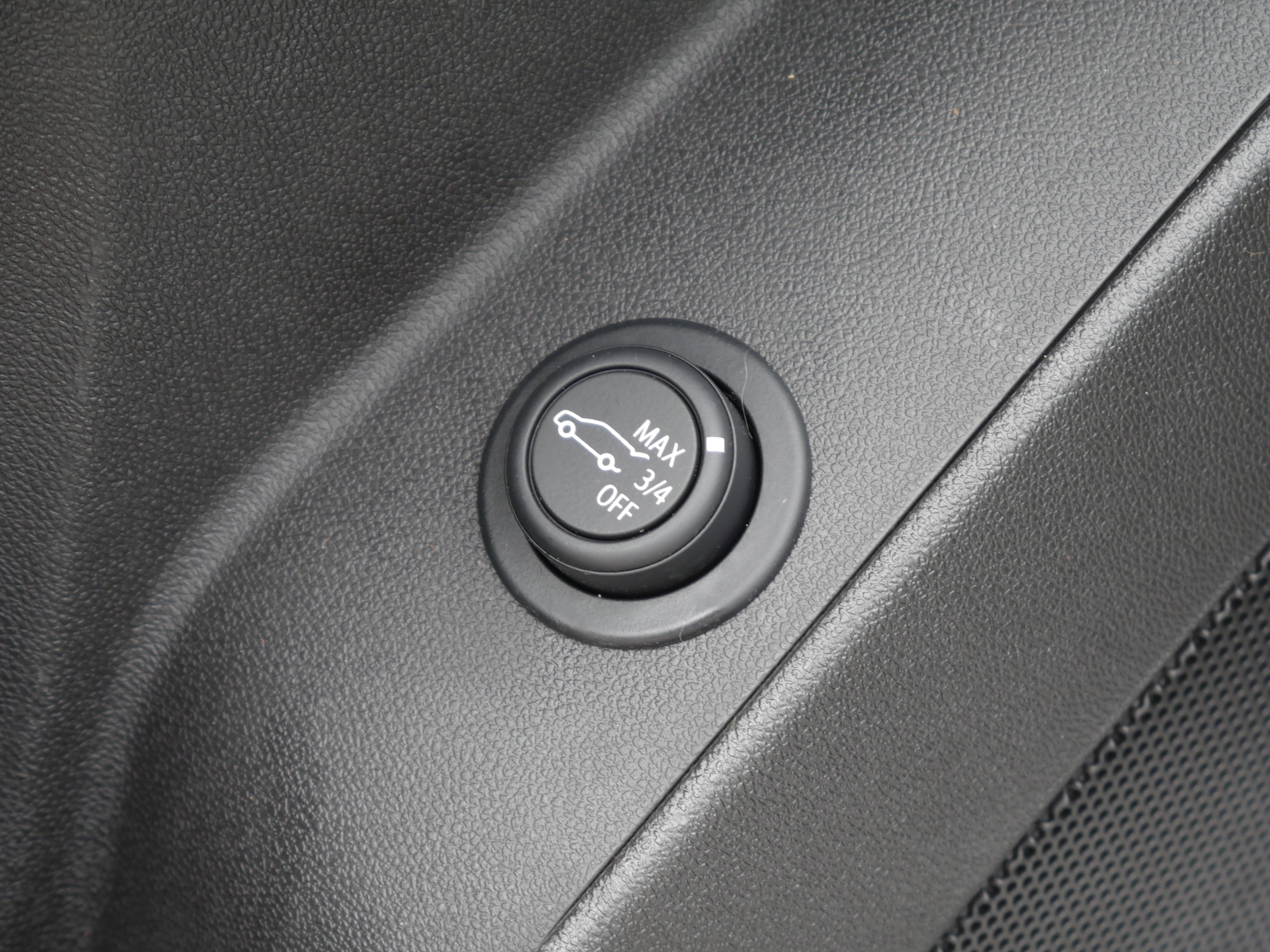 Used 2022 Chevrolet Equinox LT image 37