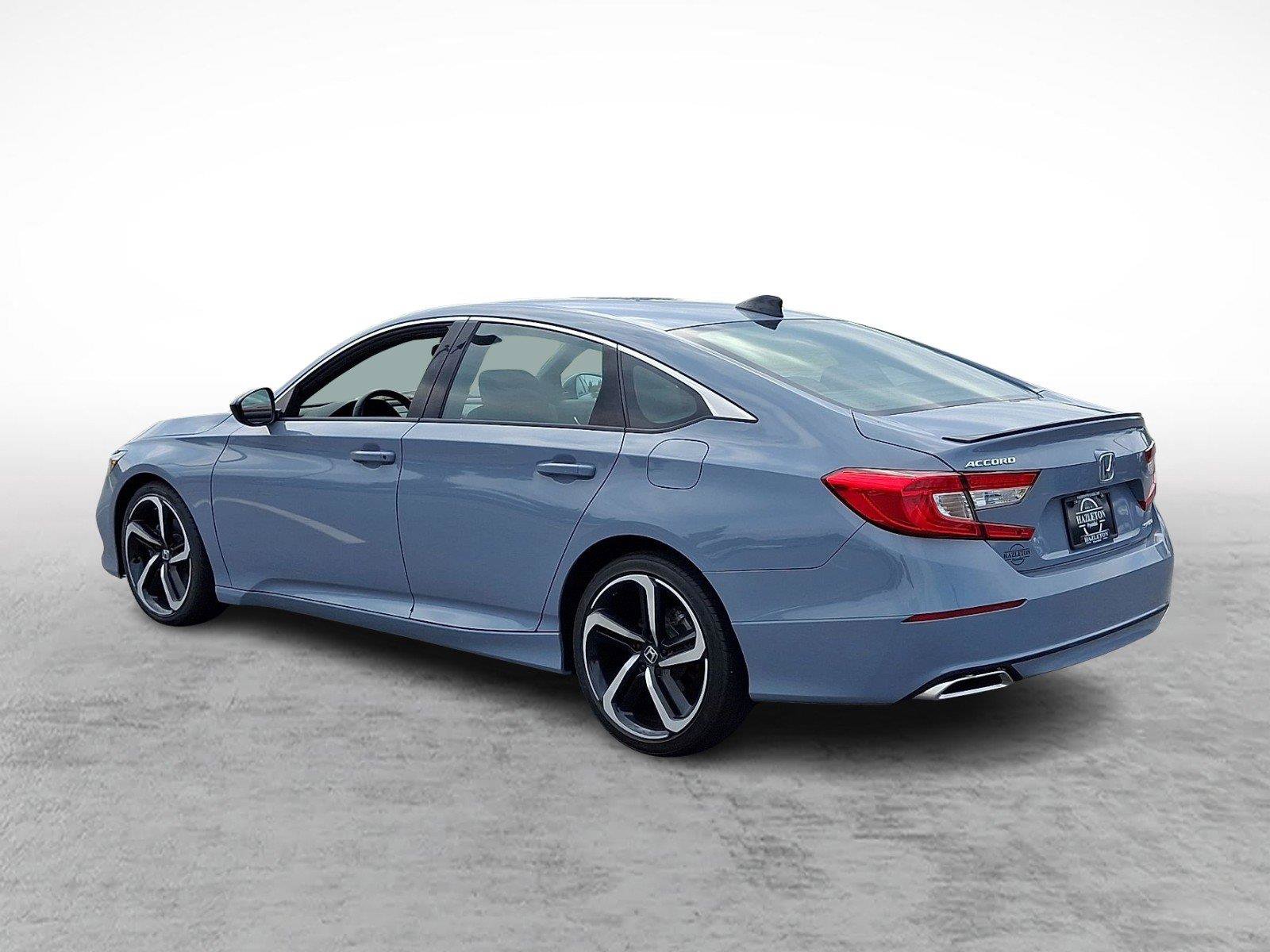 Used 2022 Honda Accord Sport image 4