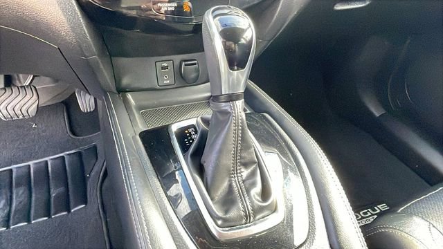 Used 2017 Nissan Rogue Sport SL image 16