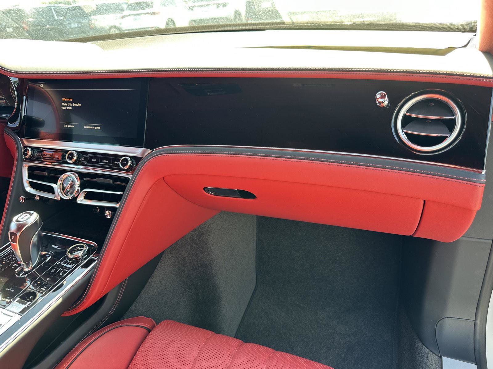 New 2026 Bentley Flying Spur V8 AWD/4WD image 18