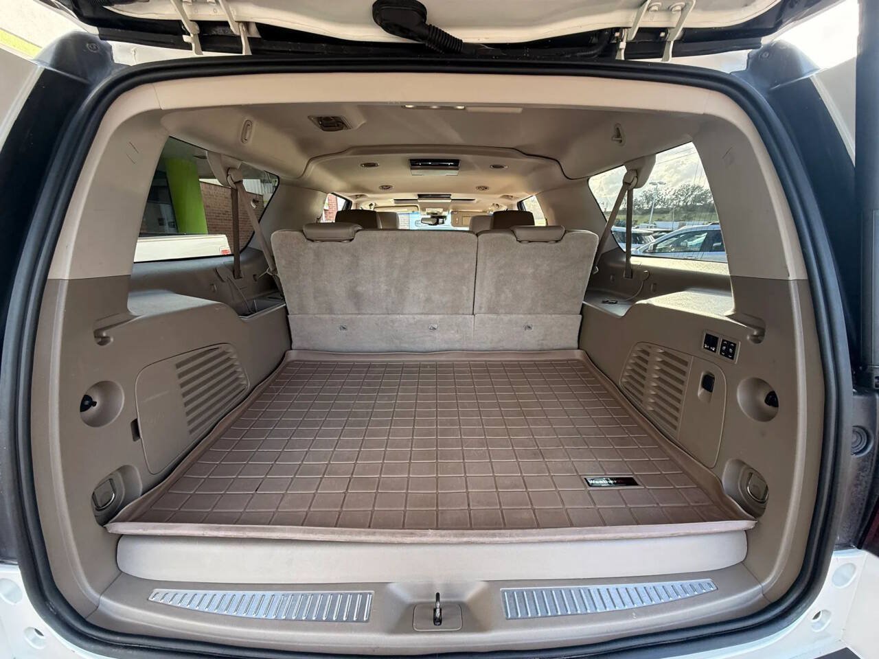 Used 2015 Chevrolet Suburban LT AWD/4WD image 28