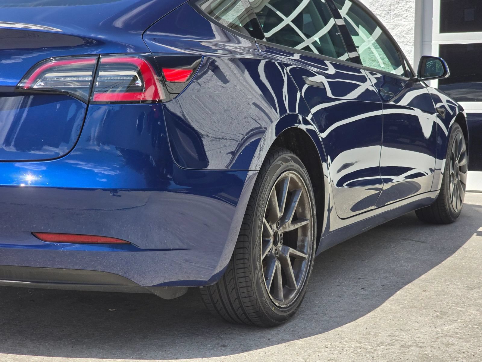 Used 2023 Tesla Model 3 Standard Range RWD image 39