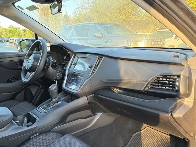 Used 2025 Subaru Outback AWD/4WD image 18
