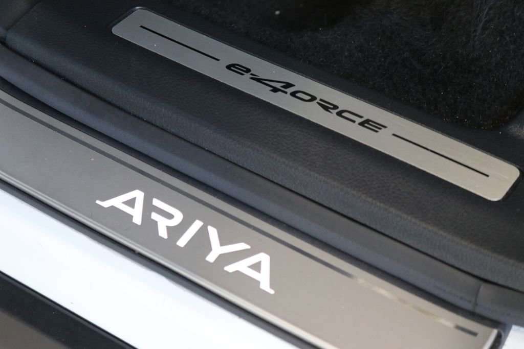 Used 2023 Nissan Ariya AWD image 24