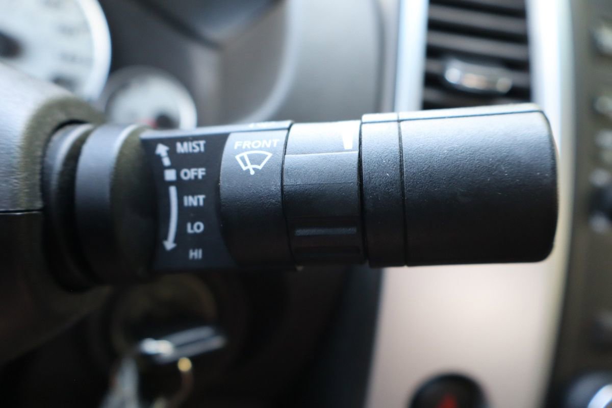 Used 2012 Nissan Frontier PRO-4X AWD/4WD image 32