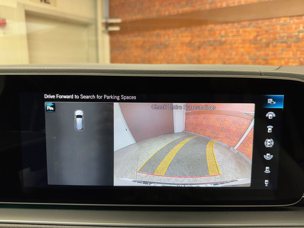 Used 2023 Mercedes-Benz GLS 580 4MATIC image 19