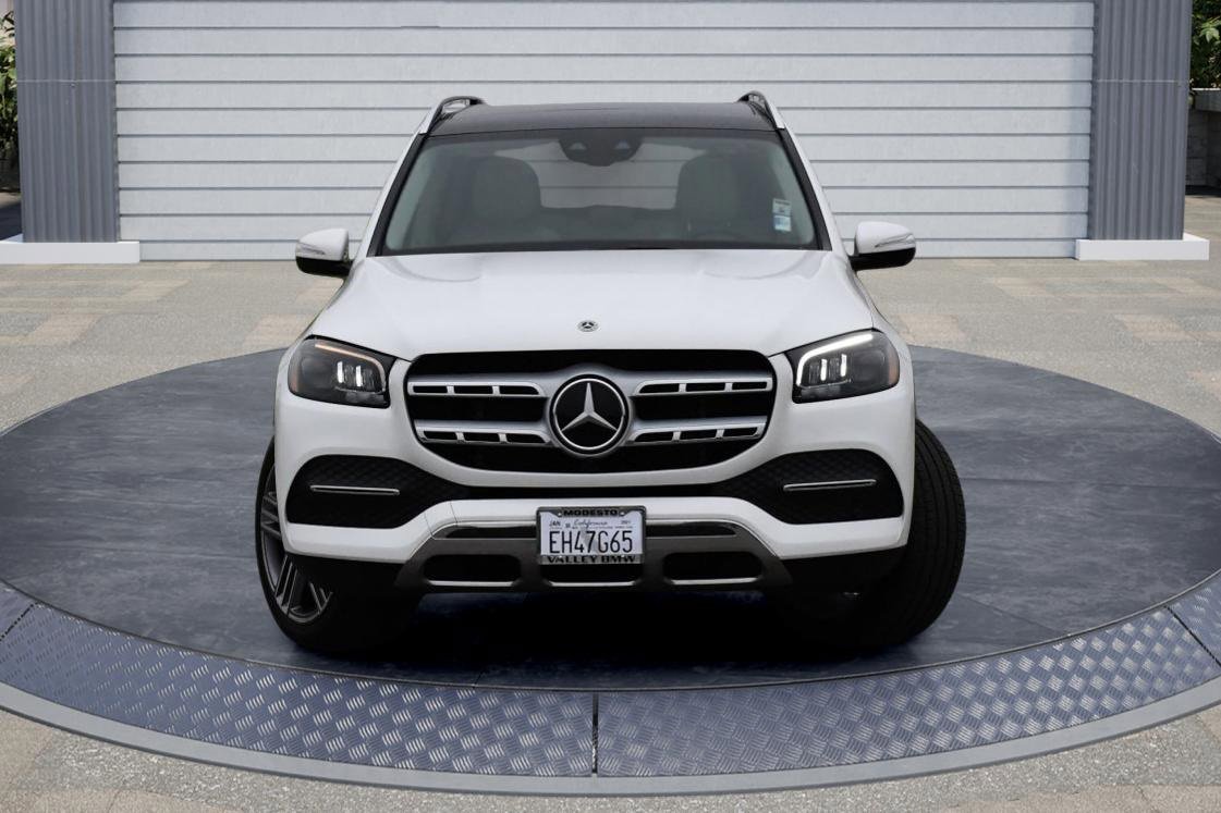 Used 2021 Mercedes-Benz GLS 450 4MATIC image 2