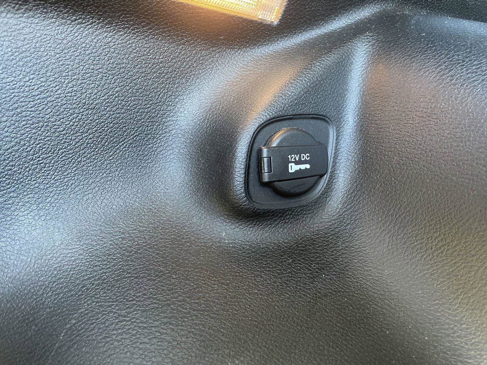 Certified 2023 Jeep Cherokee Altitude Lux image 42