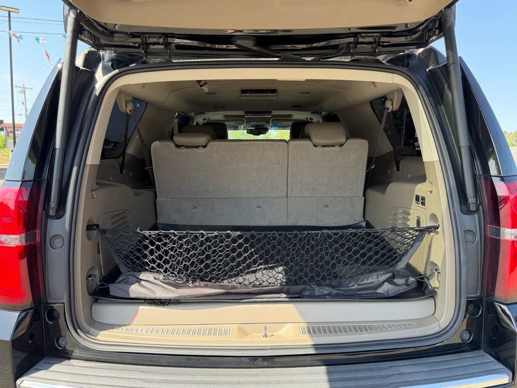 Used 2019 Chevrolet Suburban Premier image 5