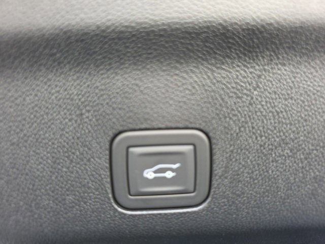 New 2026 Chevrolet Tahoe High Country image 38