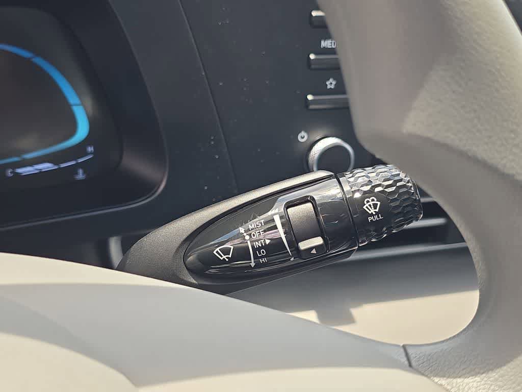 New 2026 Hyundai Elantra SE FWD image 26