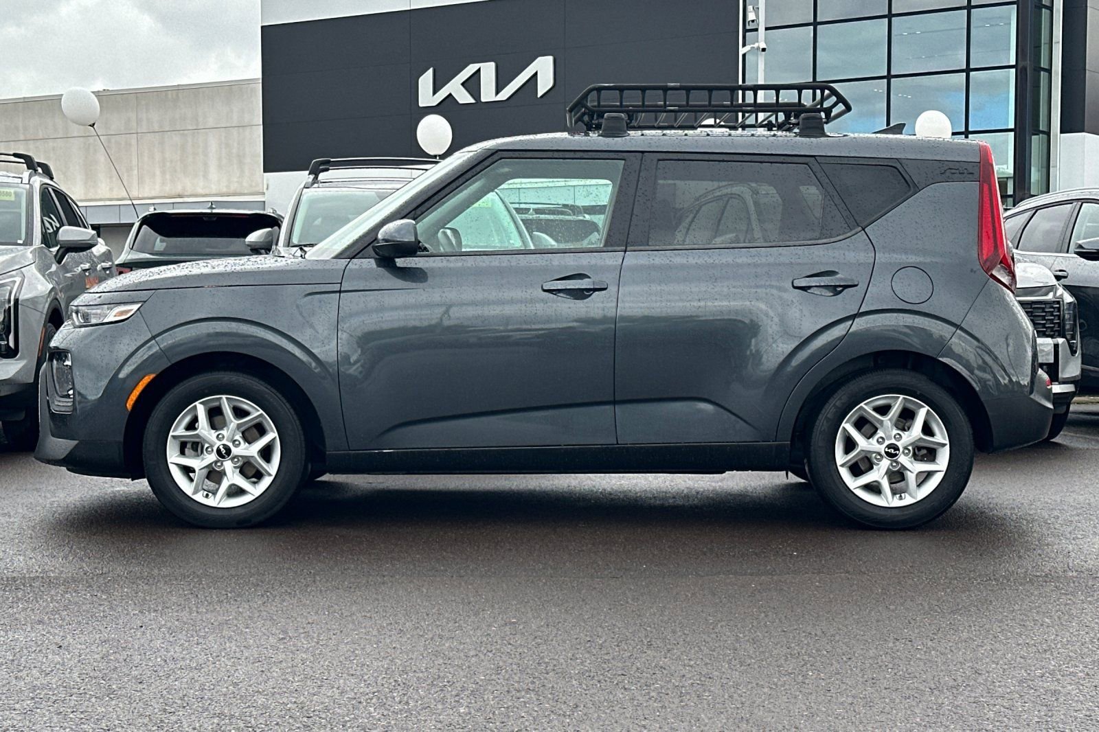 Certified 2022 Kia Soul LX w/ Technology Package image 7