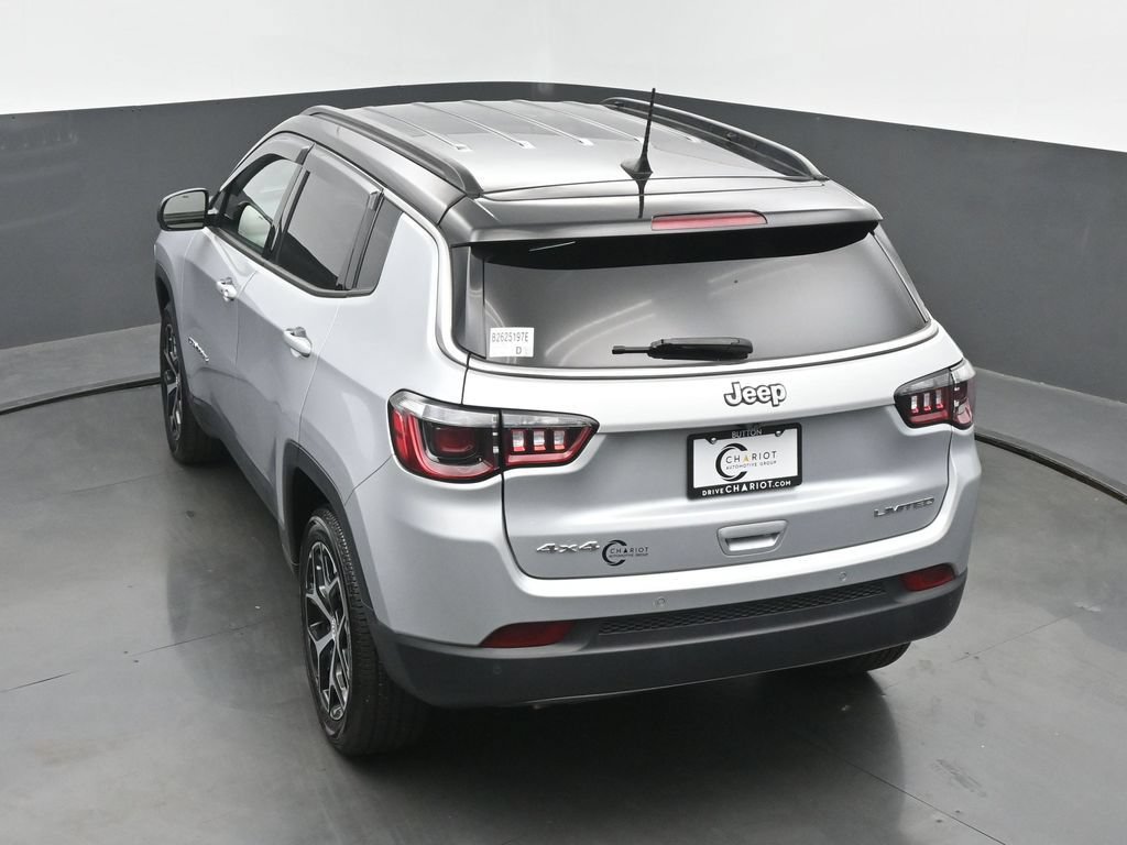 Used 2024 Jeep Compass Limited AWD/4WD image 43