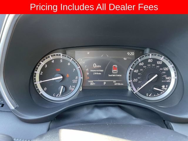 Used 2022 Toyota Highlander XLE AWD/4WD image 30