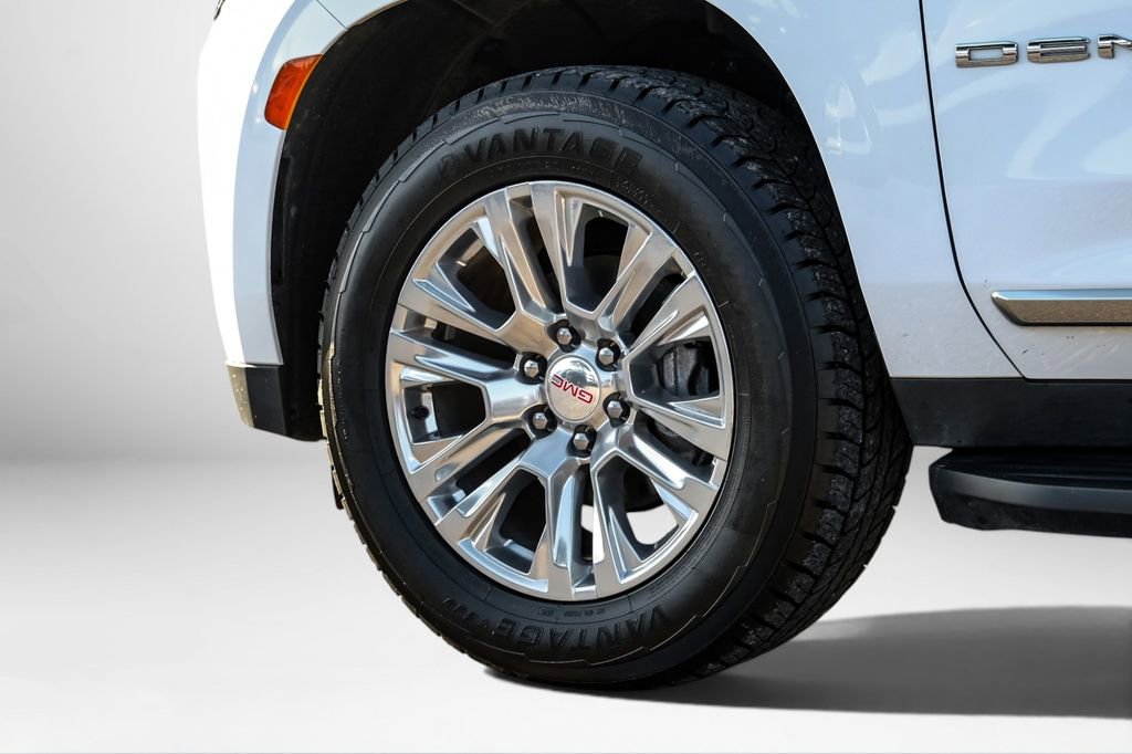 Used 2024 GMC Yukon XL Denali AWD/4WD image 69