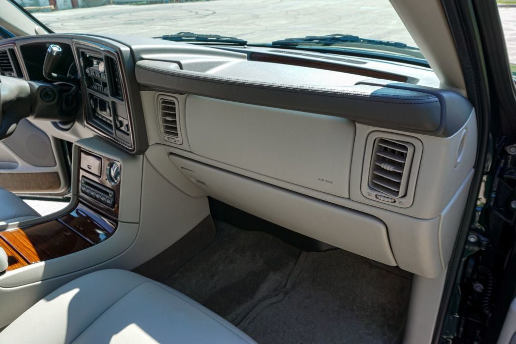 Used 2003 Cadillac Escalade AWD image 90