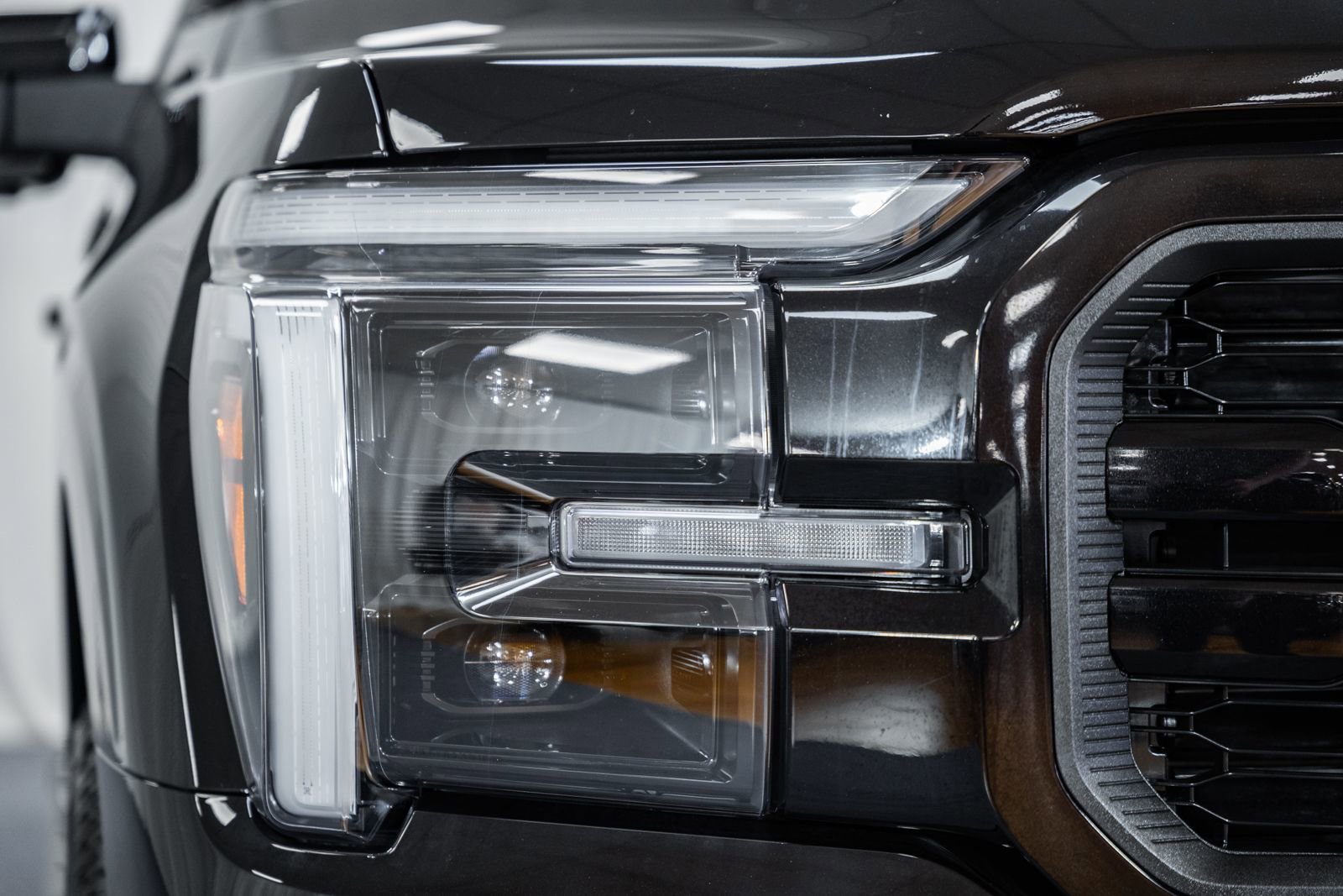 Certified 2025 Ford F150 Lariat w/ Equipment Group 502A High image 9