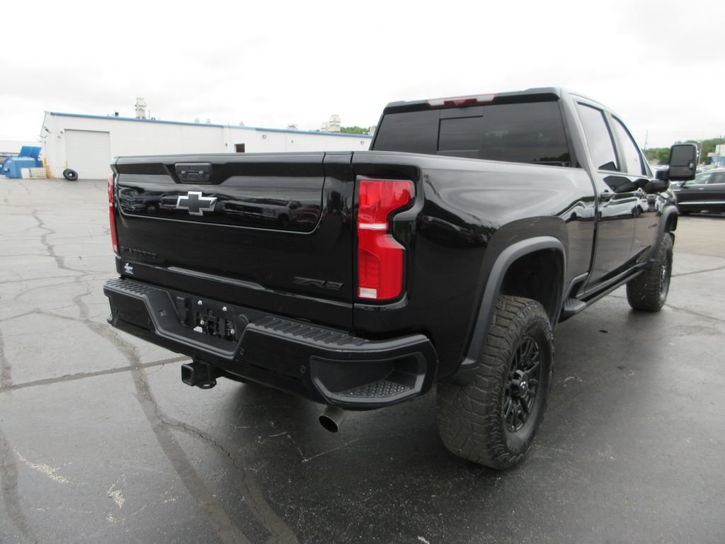 Certified 2026 Chevrolet Silverado 2500 ZR2 w/ LPO, Dark Essentials Package AWD/4WD image 6