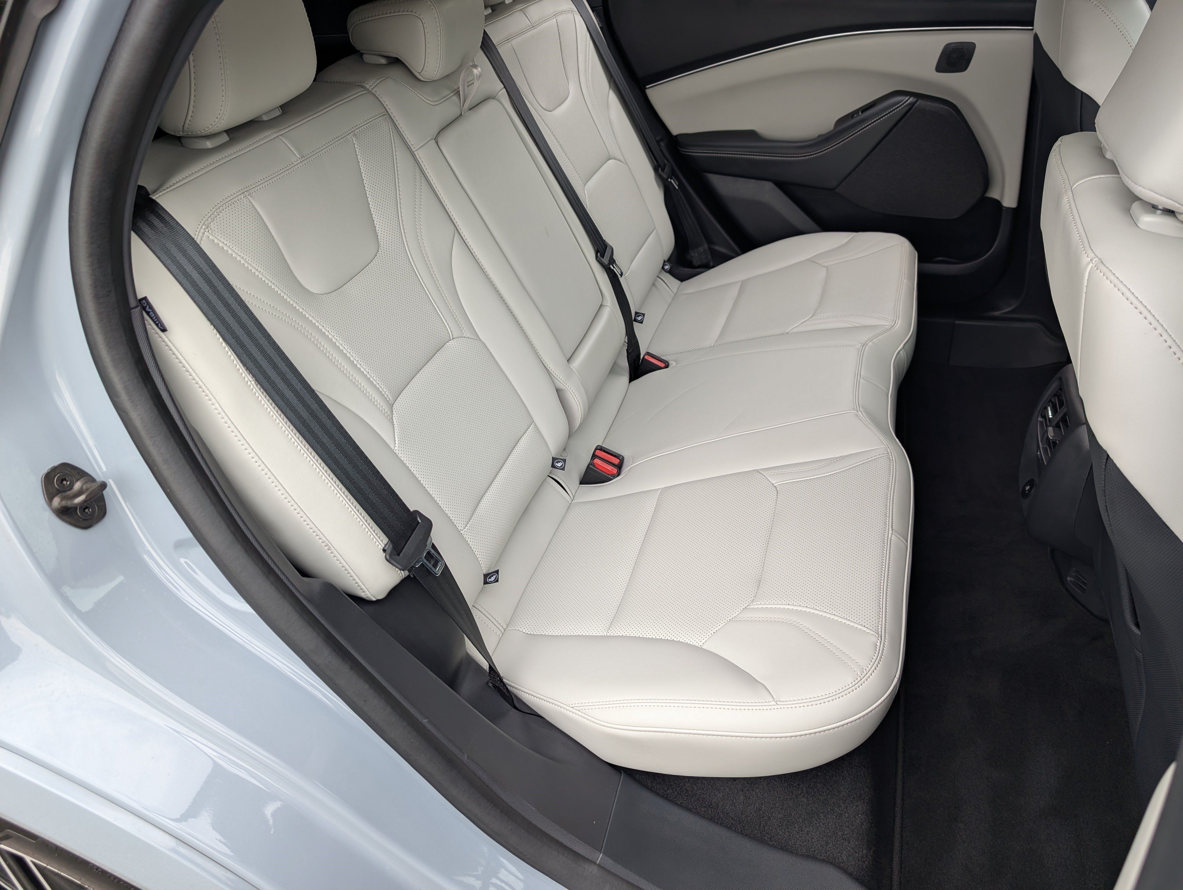 Used 2025 Ford Mustang Mach-E Premium RWD image 19