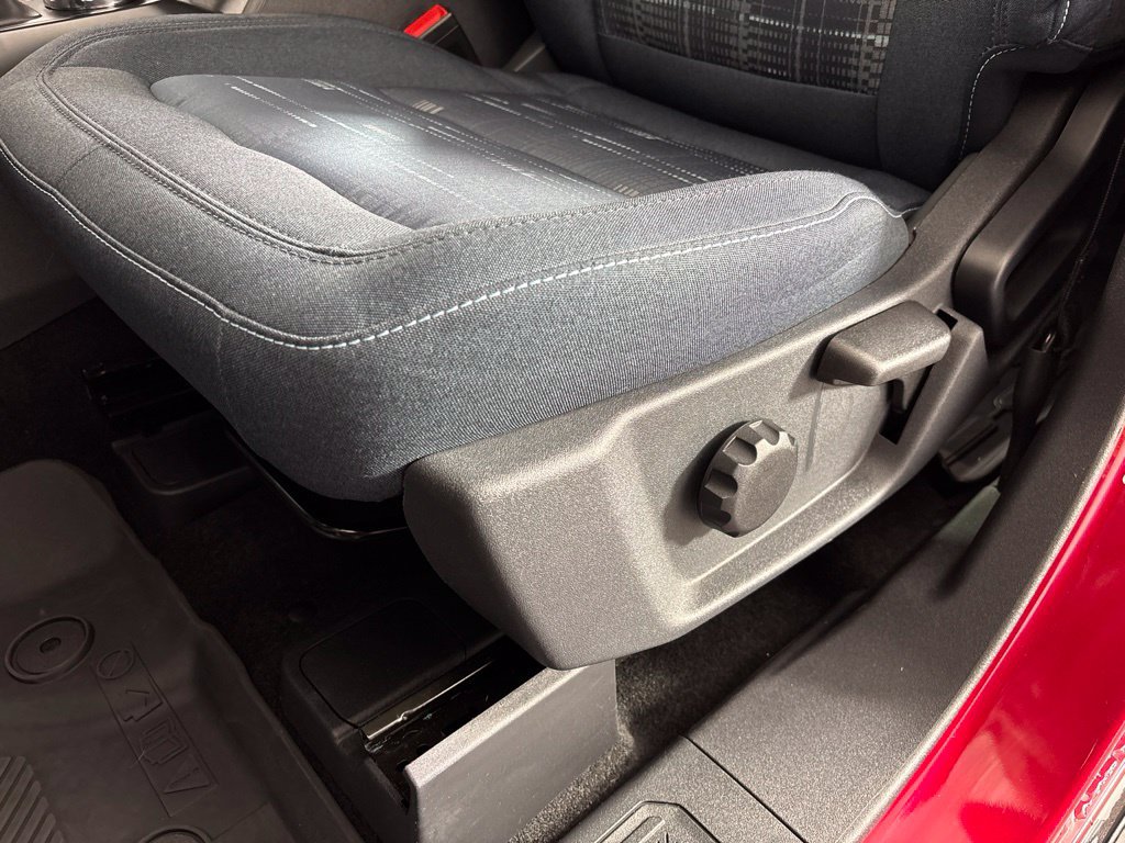 Used 2025 Ford Bronco Heritage Edition AWD/4WD image 26