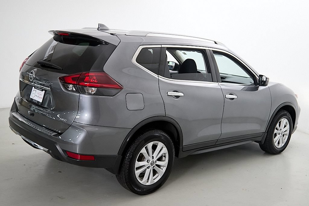 Used 2018 Nissan Rogue S w/ S Value Package AWD/4WD image 9