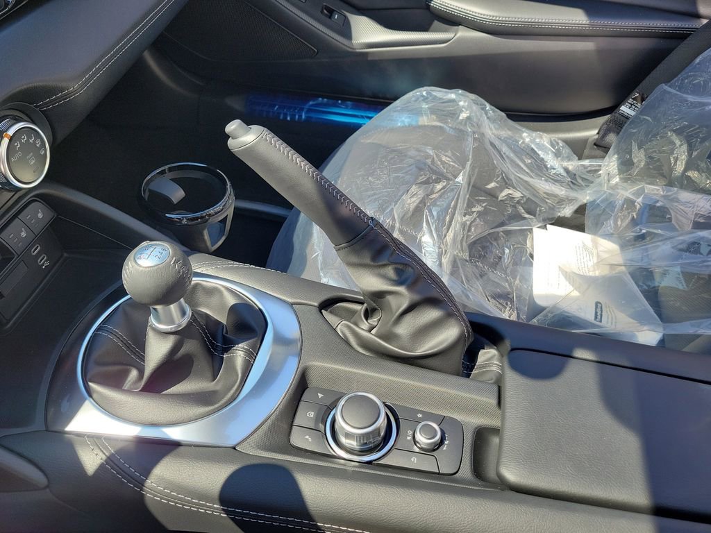 New 2026 MAZDA MX-5 Miata RF Grand Touring image 34