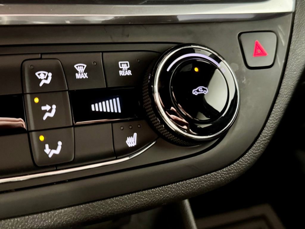 Used 2024 Buick Envista Preferred w/ Convenience I Package image 22