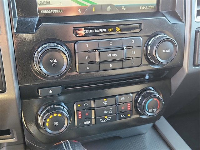 Used 2015 Ford F150 XLT w/ Equipment Group 302A Luxury image 9