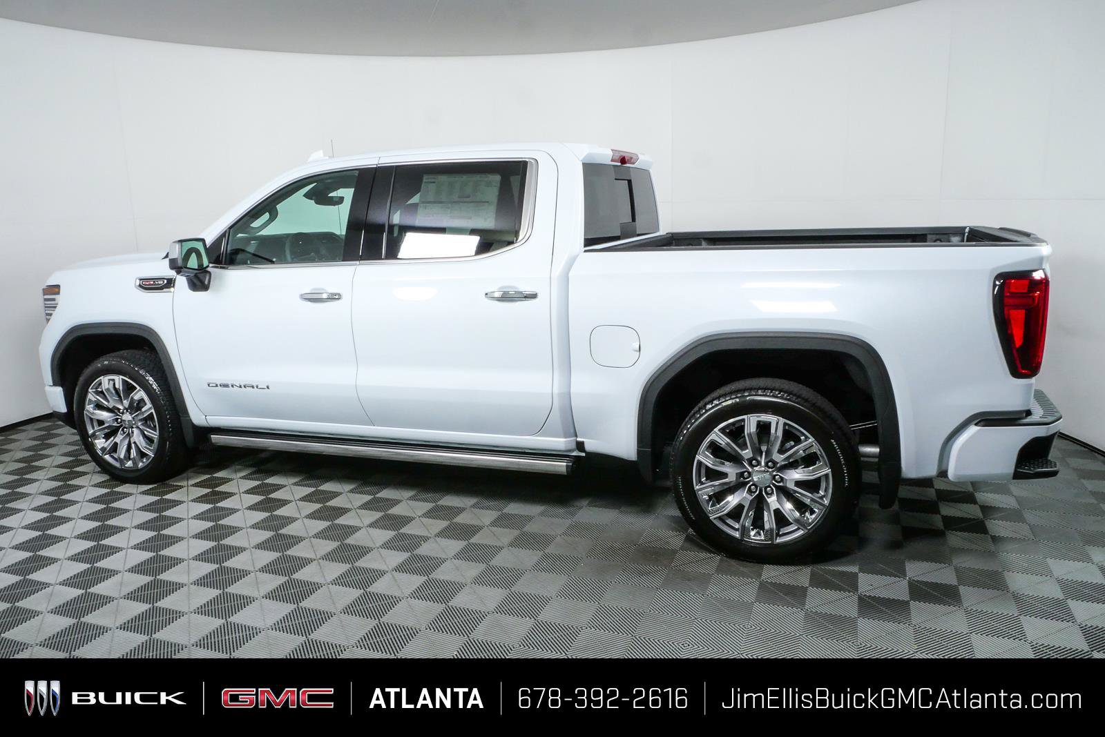 New 2026 GMC Sierra 1500 Denali AWD/4WD image 32