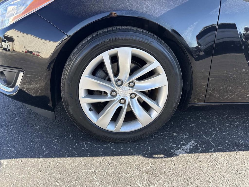 Used 2015 Buick Regal image 10