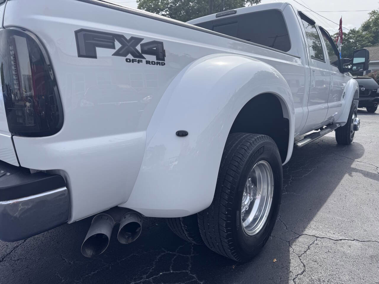 Used 2014 Ford F450 Lariat w/ Lariat Ultimate Package AWD/4WD image 19