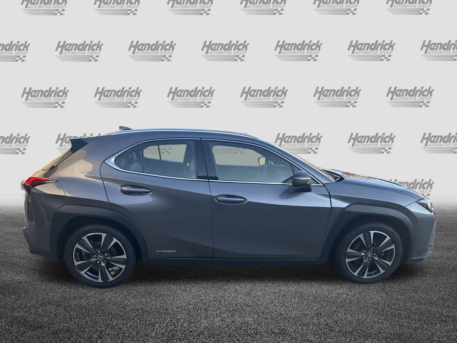 Used 2019 Lexus UX 250h image 11