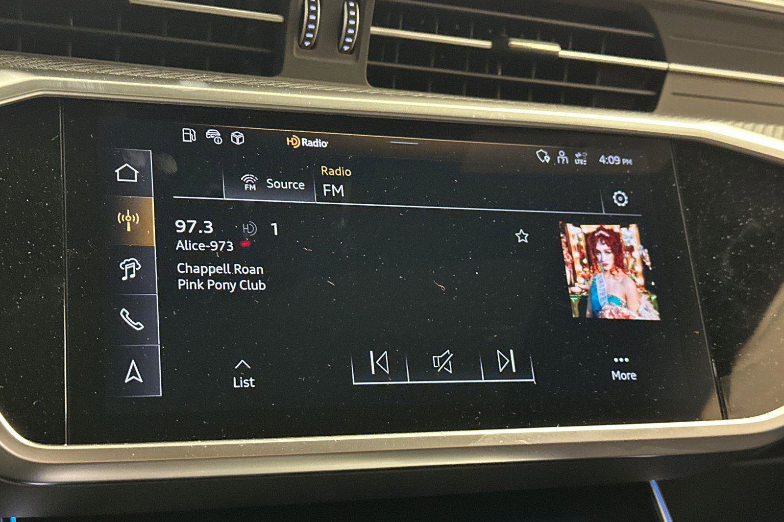 New 2025 Audi RS 7 Performance image 16