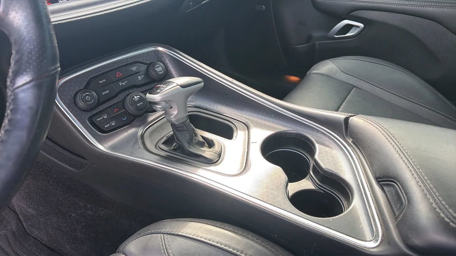 Used 2018 Dodge Challenger R/T Plus RWD image 22
