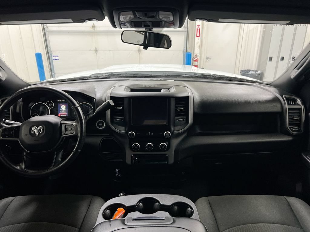 Used 2024 RAM 3500 Tradesman w/ Chrome Appearance Group AWD/4WD image 10