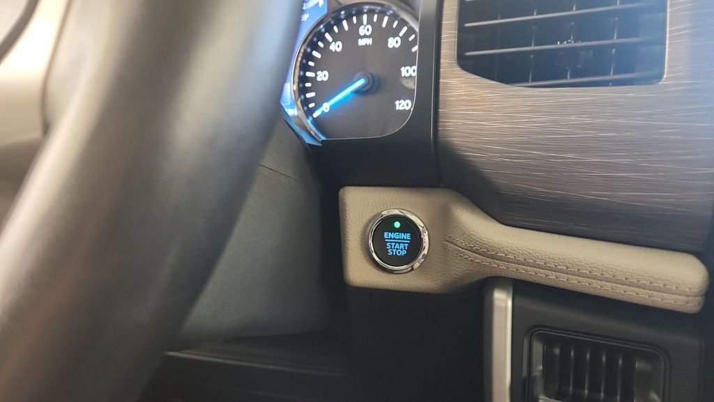 Certified 2023 Ford Expedition Limited image 24