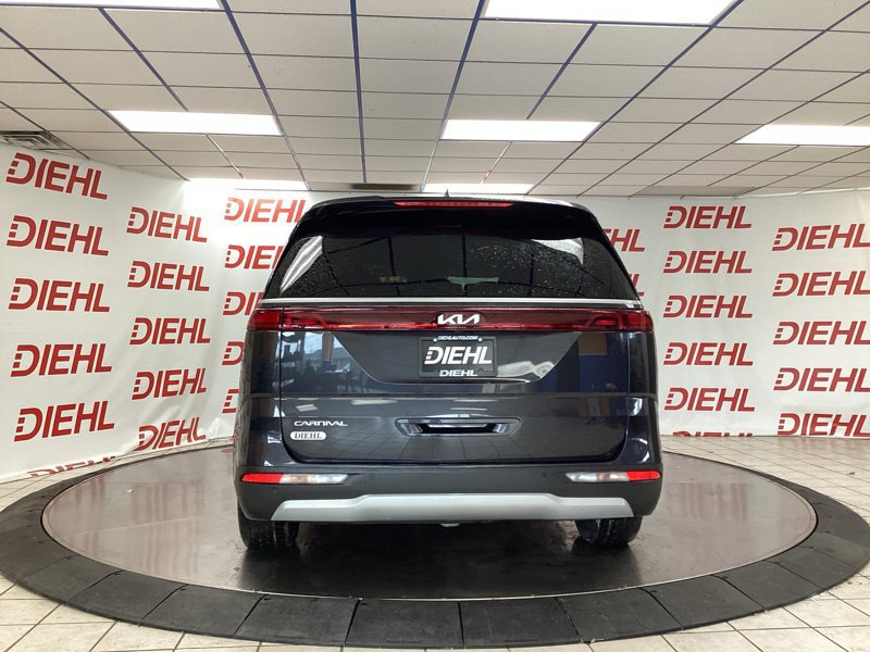 Certified 2024 Kia Carnival EX FWD image 6