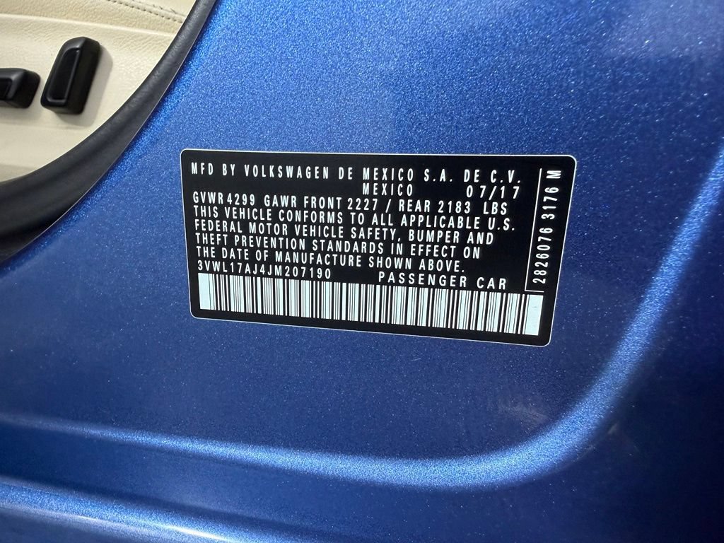 Used 2018 Volkswagen Jetta SEL FWD image 33