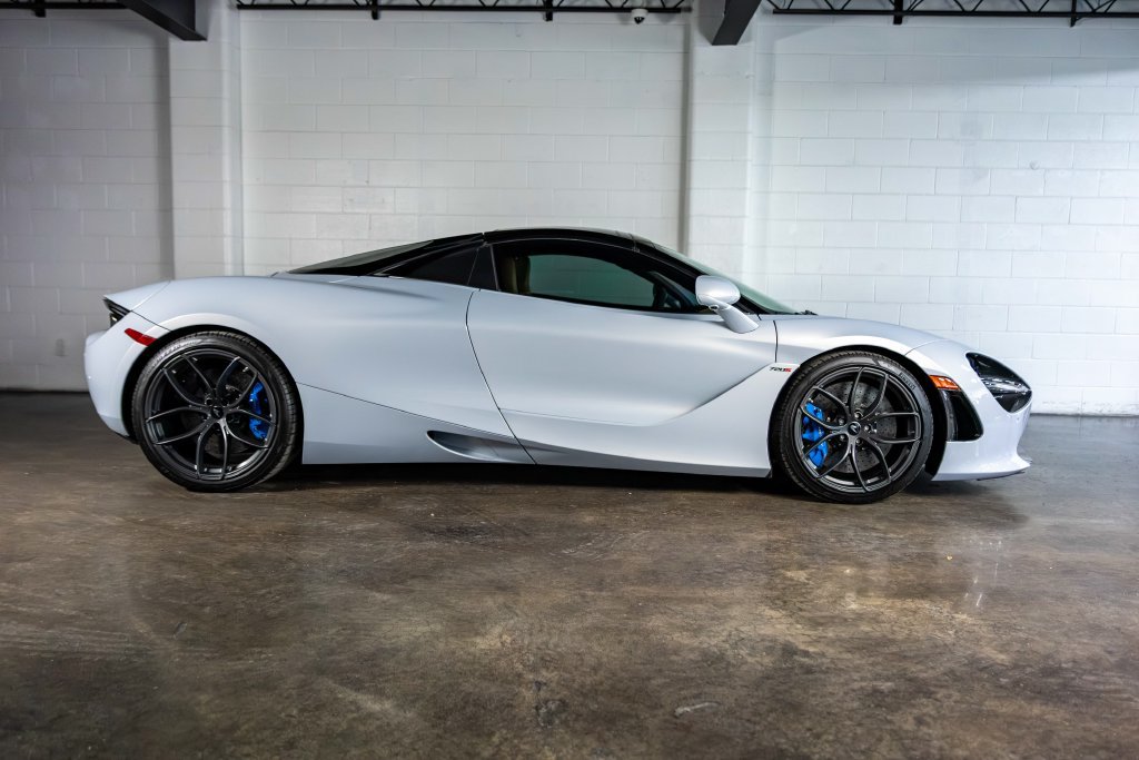 Used 2020 McLaren 720S Luxury RWD image 2