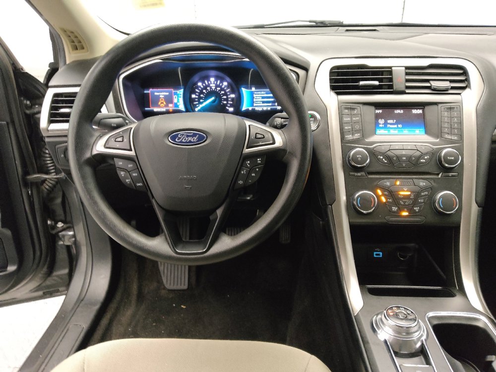 Used 2018 Ford Fusion S image 22