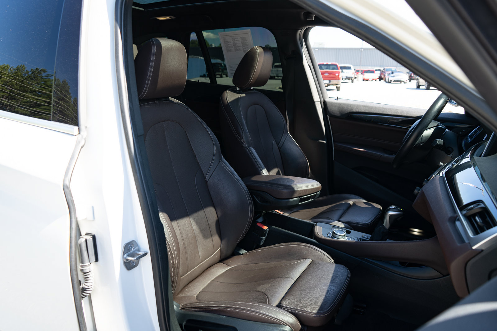 Used 2019 BMW X1 xDrive28i w/ Convenience Package AWD/4WD image 23