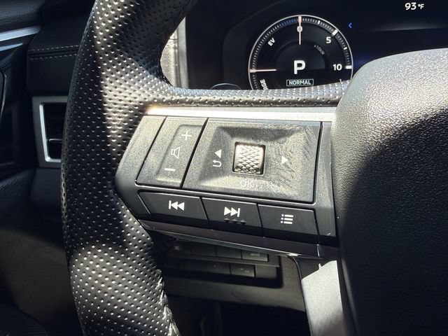Used 2024 Mitsubishi Outlander SE AWD/4WD image 32