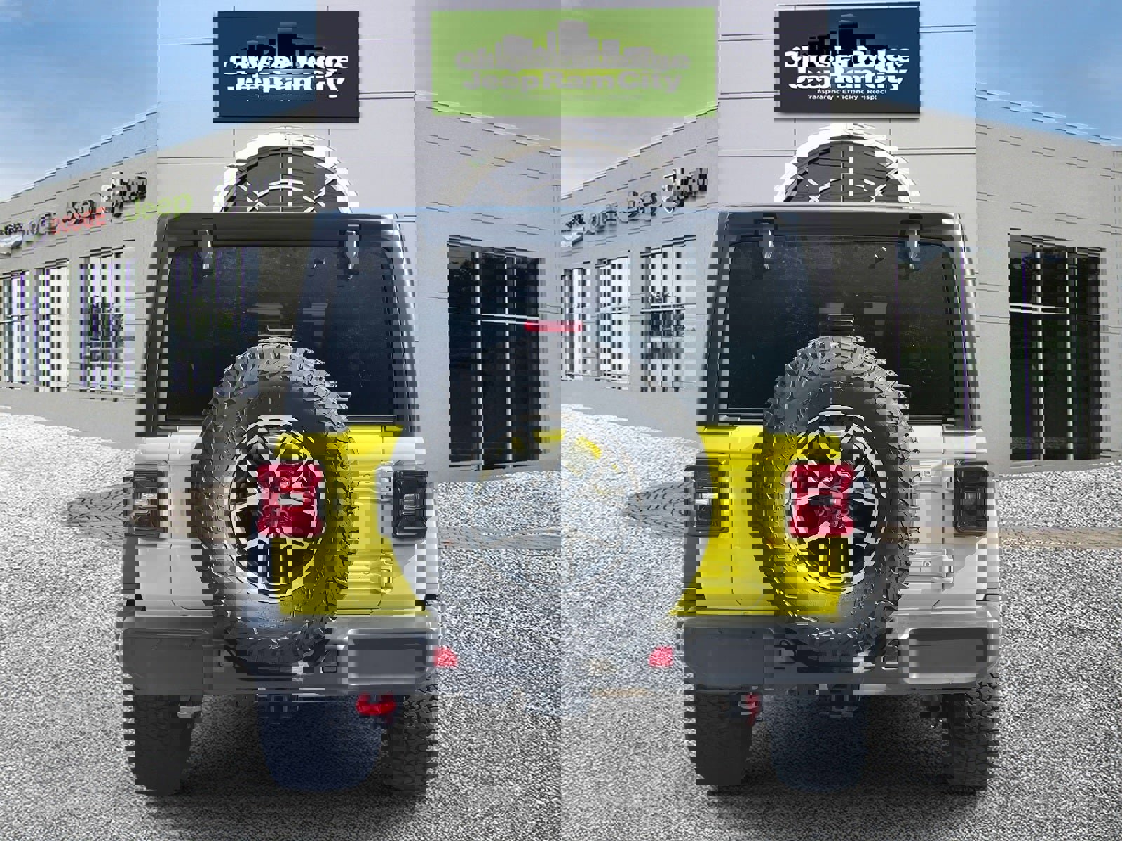 Used 2024 Jeep Wrangler Unlimited Rubicon image 7