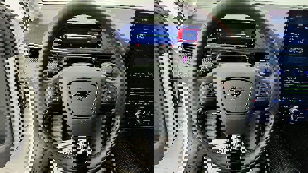 Used 2025 Ford Mustang Mach-E Select image 13